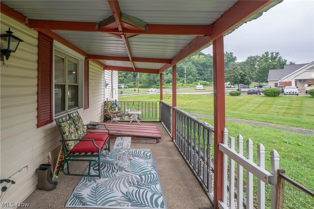 1125 Perry Drive NW, Canton, OH 44708