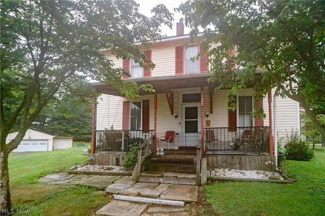 1125 Perry Drive NW, Canton, OH 44708