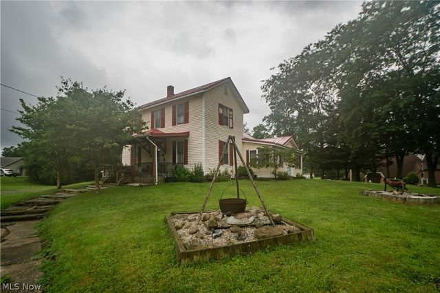 1125 Perry Drive NW, Canton, OH 44708