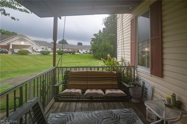 1125 Perry Drive NW, Canton, OH 44708