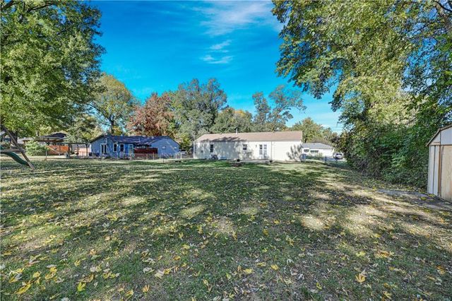 405 W 101st Street, Kansas City, MO 64114