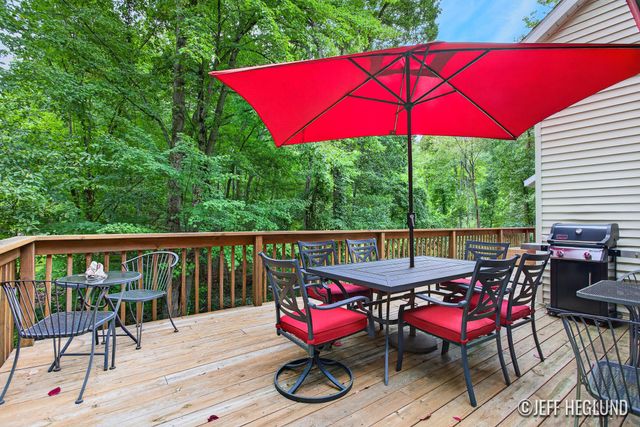 1926 Country Brook Drive Se, Cascade Twp, MI 49301