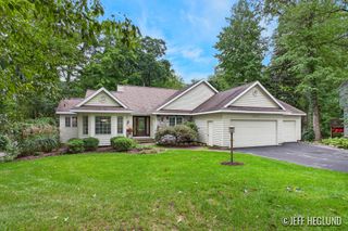 1926 Country Brook Drive Se, Cascade Twp, MI 49301