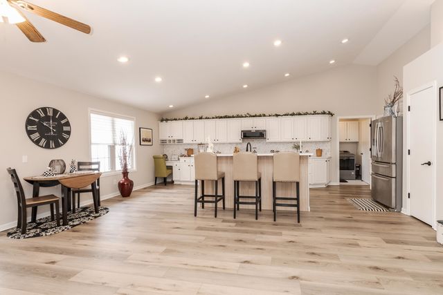 2331 Eastwood Avenue, Streator, IL 61364