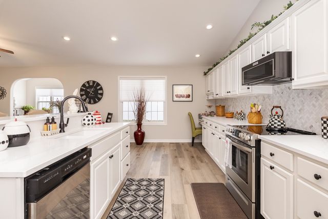 2331 Eastwood Avenue, Streator, IL 61364