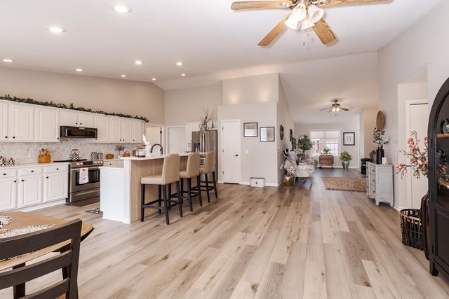 2331 Eastwood Avenue, Streator, IL 61364