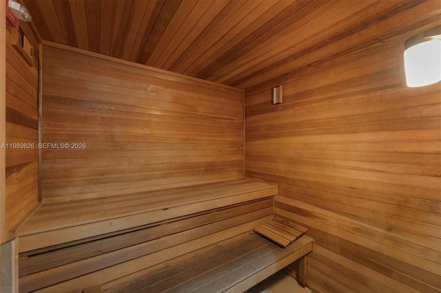 3739 Collins Ave N-604, Miami Beach, FL 33140