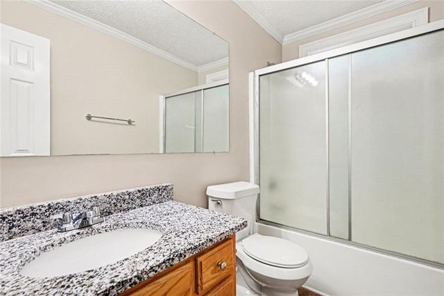 240 Dillion Drive, Hampton, GA 30228