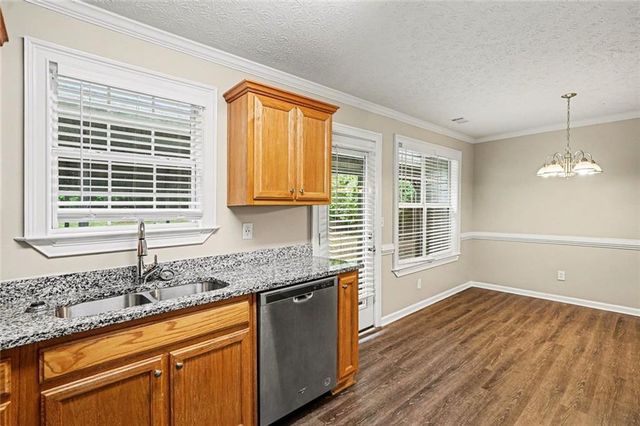 240 Dillion Drive, Hampton, GA 30228