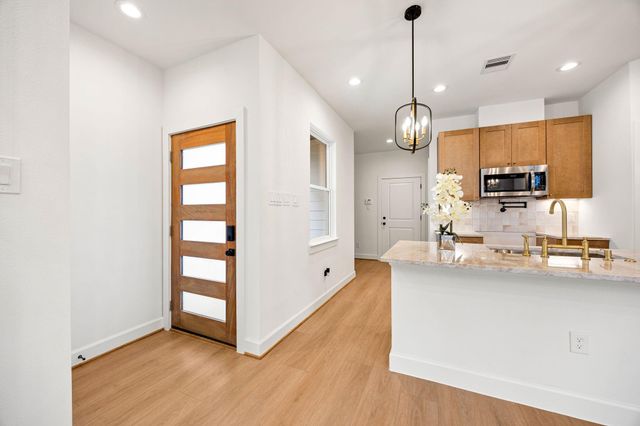 884 Prosper Street, Houston, TX 77088