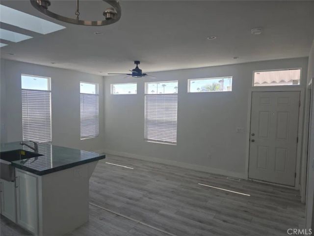 432 S Harbor 1010, Santa Ana, CA 92704