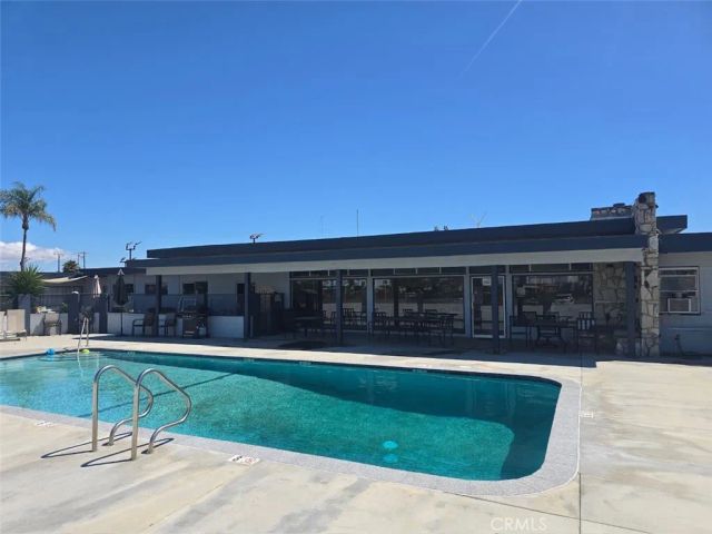 432 S Harbor 1010, Santa Ana, CA 92704