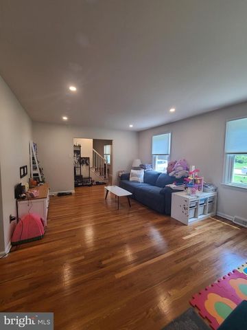 2105 HEMLOCK, West Norriton, PA 19403