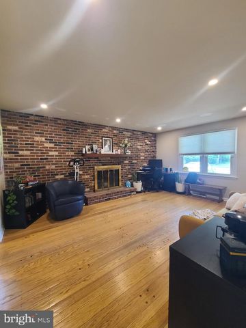 2105 HEMLOCK, West Norriton, PA 19403