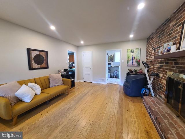 2105 HEMLOCK, West Norriton, PA 19403