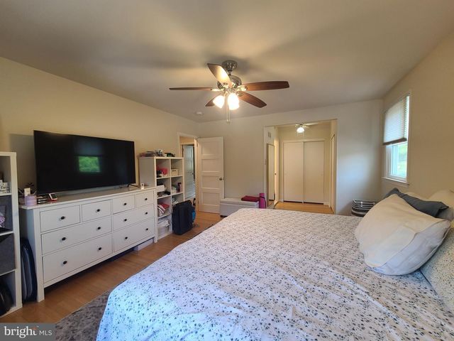 2105 HEMLOCK, West Norriton, PA 19403
