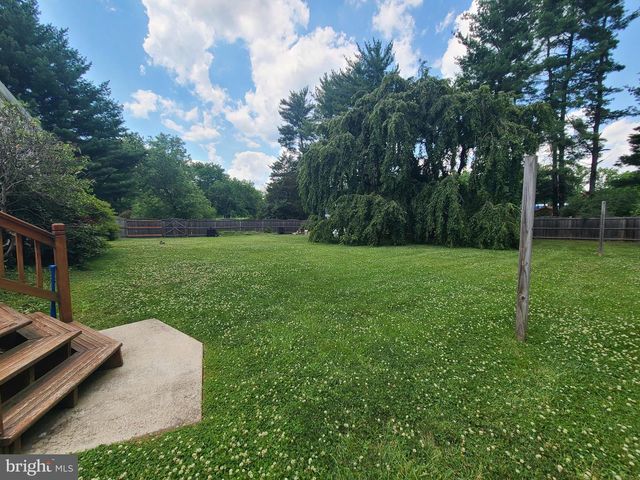 2105 HEMLOCK, West Norriton, PA 19403
