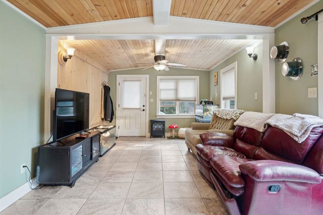17 Keyes Hollow Road, Acworth, NH 03607