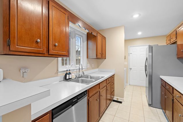 154 Rivergate Dr, Franklin, TN 37064