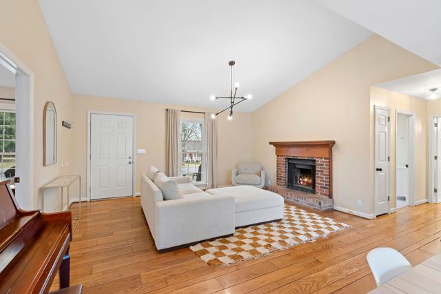 154 Rivergate Dr, Franklin, TN 37064