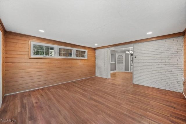 17419 Fernway Road, Shaker Heights, OH 44120