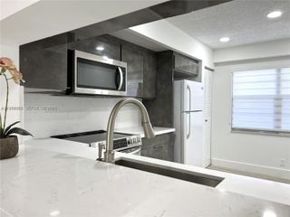 1001 SW 128 TER #406B, Pembroke Pines, FL 33027