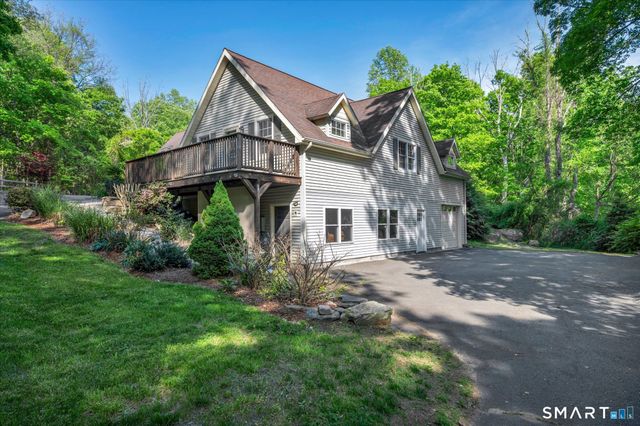 19 Moodus Leesville Road, East Haddam, CT 06469