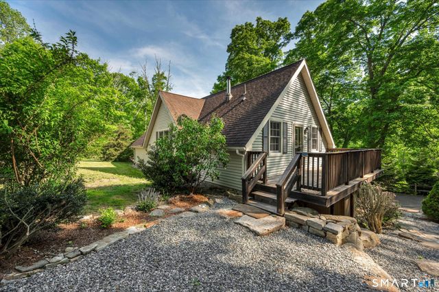 19 Moodus Leesville Road, East Haddam, CT 06469