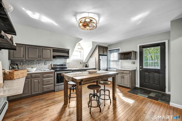 19 Moodus Leesville Road, East Haddam, CT 06469