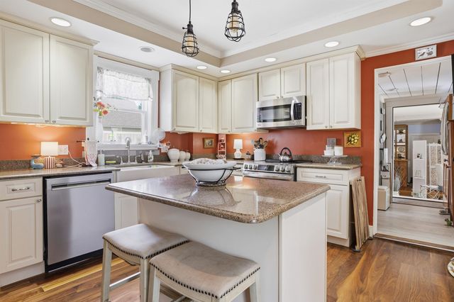 67 Park Avenue, Keene, NH 03431