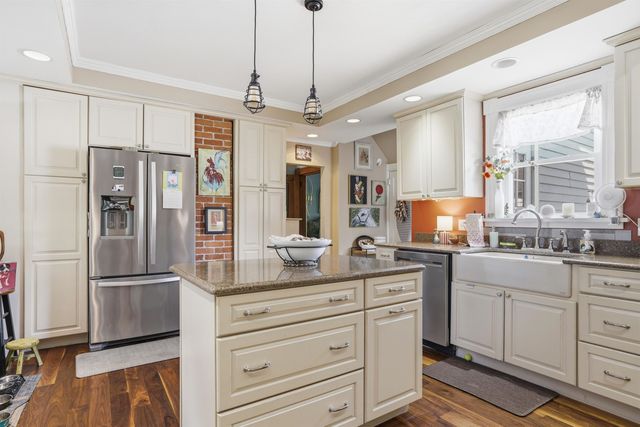 67 Park Avenue, Keene, NH 03431
