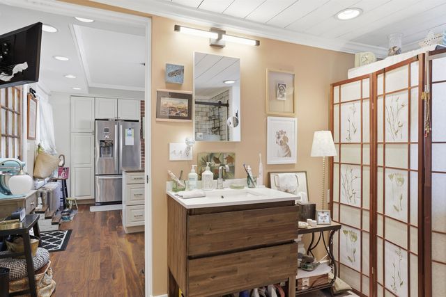 67 Park Avenue, Keene, NH 03431