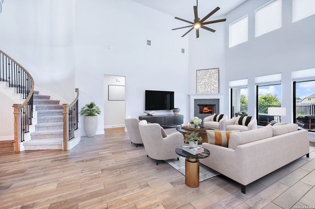 30137 Valley Run, Fair Oaks Ranch, TX 78015