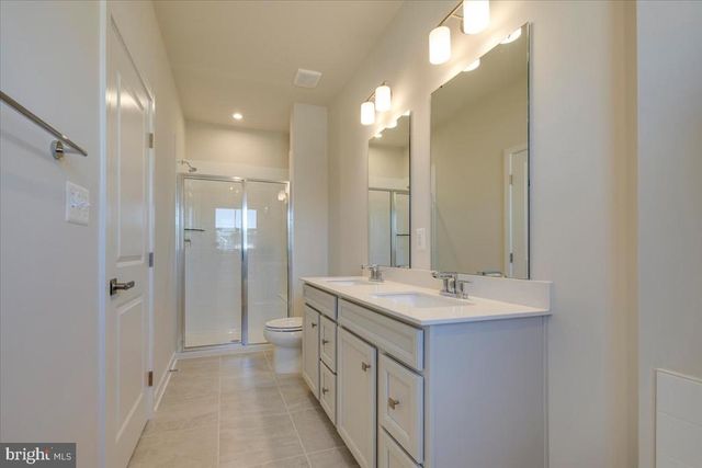 9390 TANFIELD DR, Fredericksburg, VA 22408