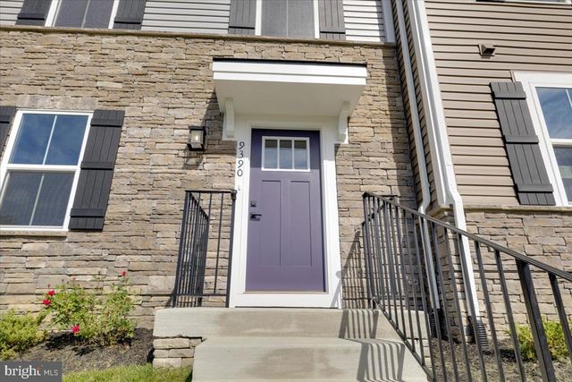 9390 TANFIELD DR, Fredericksburg, VA 22408