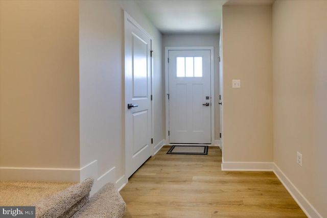9390 TANFIELD DR, Fredericksburg, VA 22408