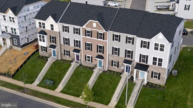 9390 TANFIELD DR, Fredericksburg, VA 22408