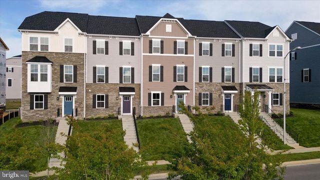 9390 TANFIELD DR, Fredericksburg, VA 22408