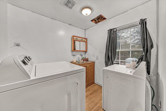 1328 Morewood RD, Hardy, VA 24101