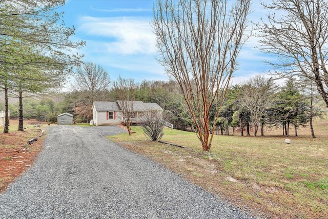1328 Morewood RD, Hardy, VA 24101