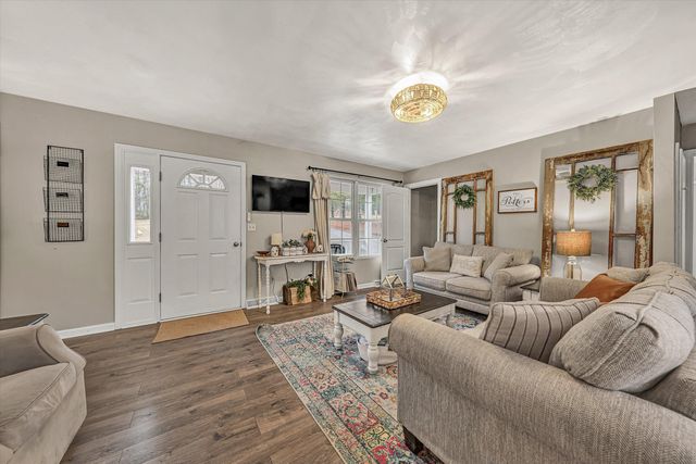 1328 Morewood RD, Hardy, VA 24101