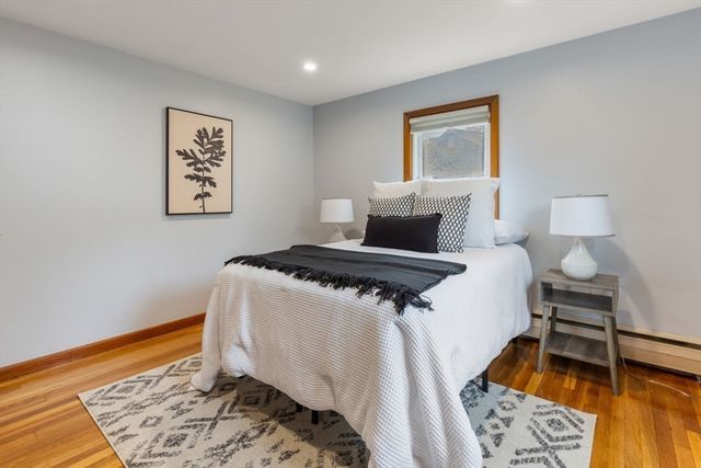 128 Dale St, Boston, MA 02131