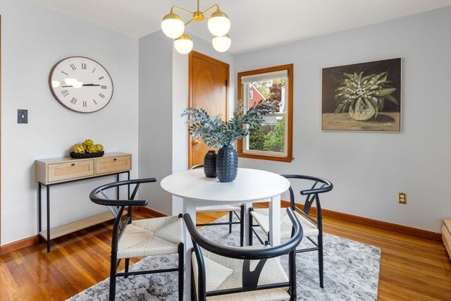 128 Dale St, Boston, MA 02131