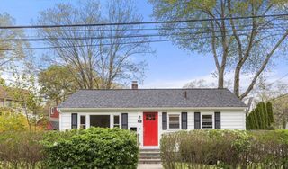 128 Dale St, Boston, MA 02131