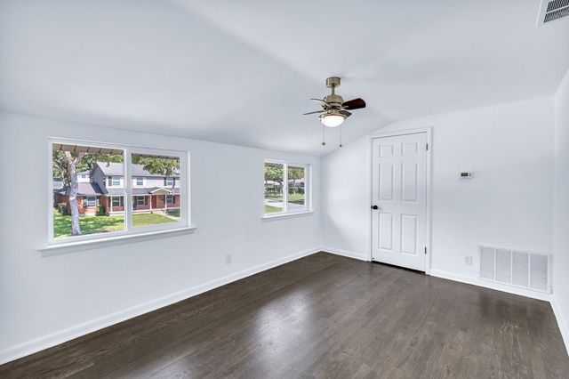 312 W Rio Grande Street, Garland, TX 75041