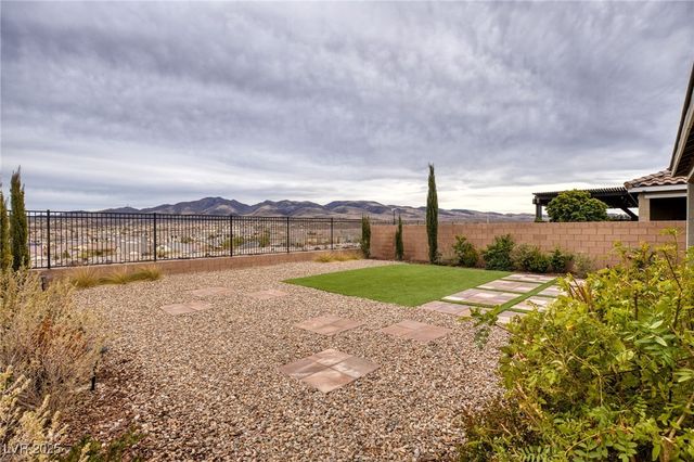 2698 FRABIELE Street, Henderson, NV 89044