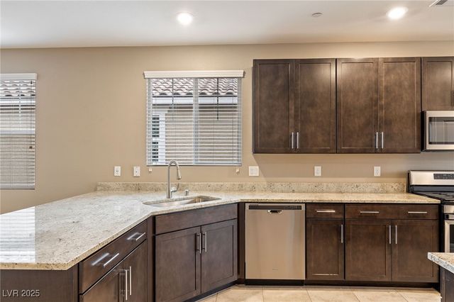 2698 FRABIELE Street, Henderson, NV 89044