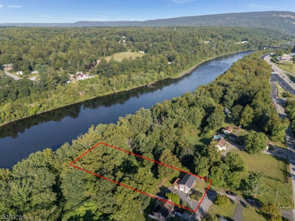 13 Susquehanna Ln, Knowlton Twp., NJ 07832
