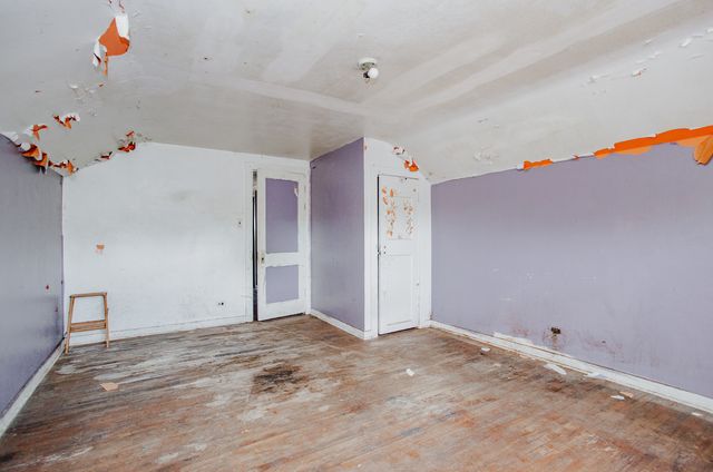 8255 S Saint Lawrence Avenue, Chicago, IL 60619