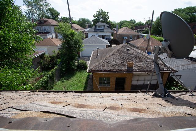 8255 S Saint Lawrence Avenue, Chicago, IL 60619